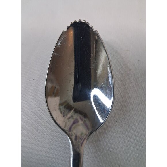 Stainless Steel Flatware Lot of 16 Assorted Brands & Mixed Forks Knives & Spoons - Picture 13 of 15